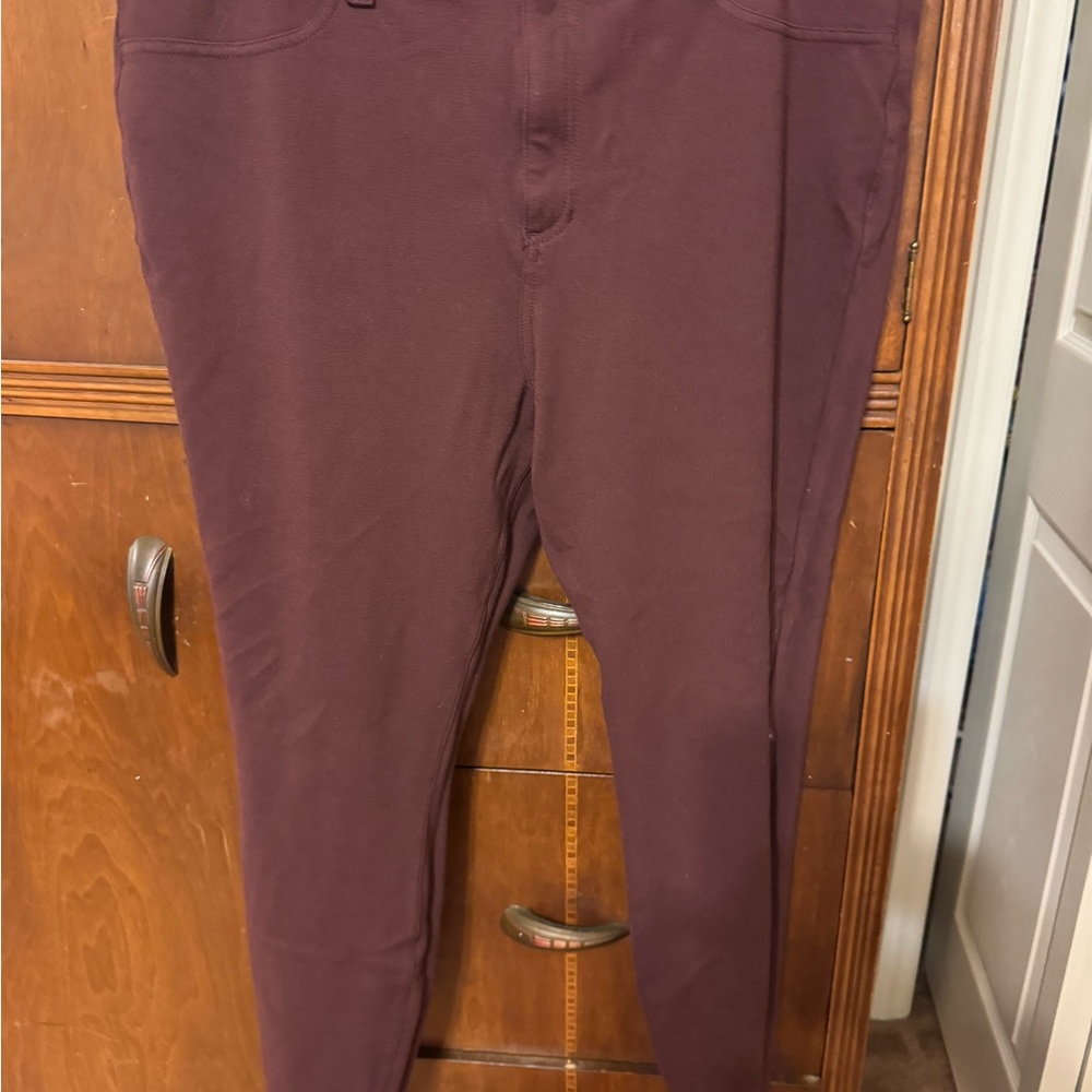 Lauren Conrad Maroon pants